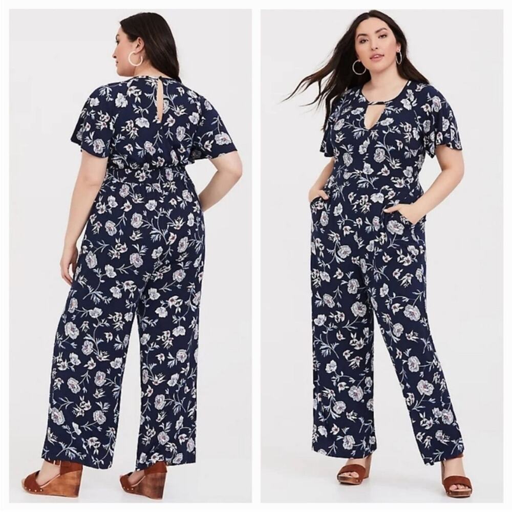 Women’s Navy Floral Wide-Leg Jumpsuit